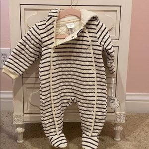 Baby warm onsie with hood